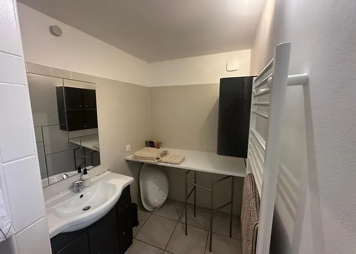 Apartment Au Coeur Du Village - Wifi & Clim